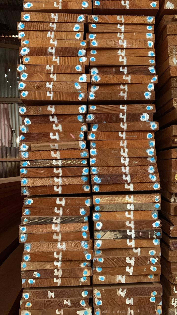 KAYU MERANTI OVEN UK.400X3X25