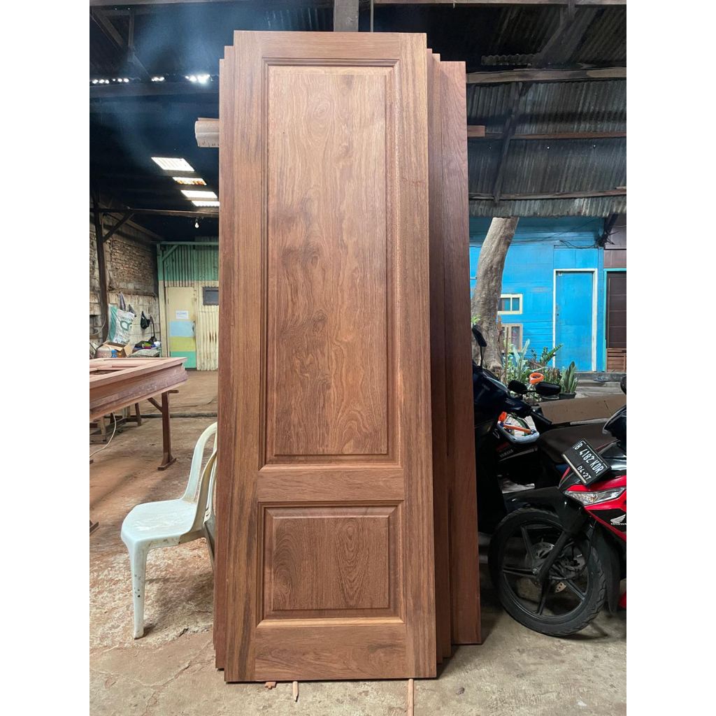 Pintu Minimalis Kayu Merbau